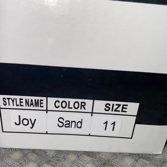 Camel Threads Boho Sandals - Picture 6 of 7